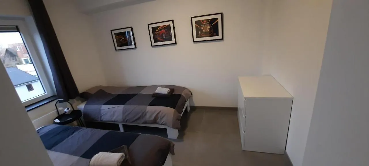 Duplex Appartement 4-6 Pers La Traction Avant Ostende Apartment